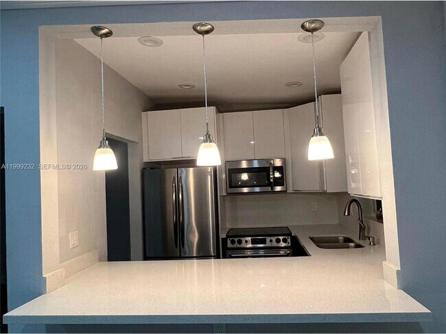 Building Photo - 3681 NE 170th St