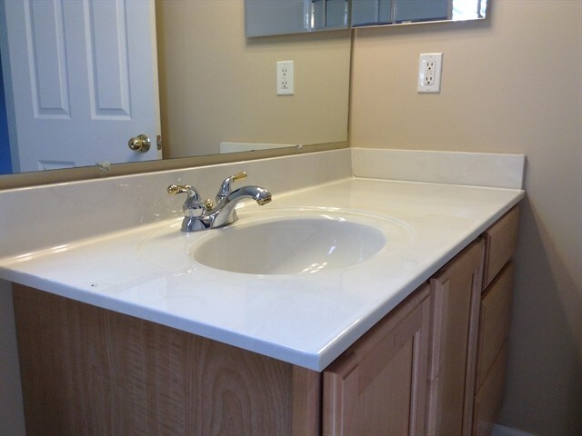 Building Photo - 1023 Canterbury Ln