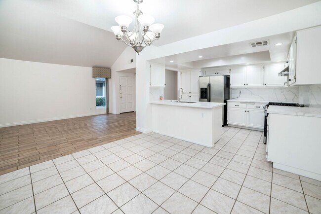 Building Photo - Your Perfect Single-Story Rancho Cucamonga...