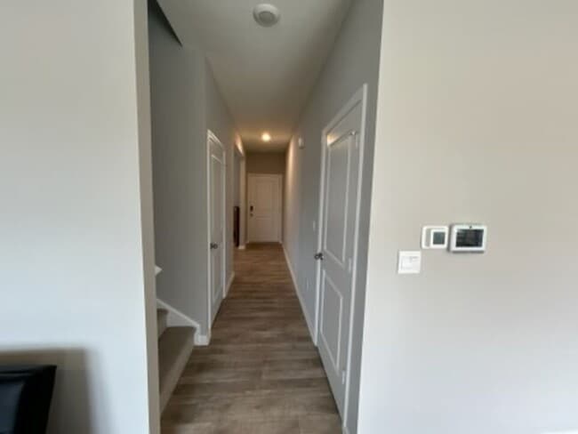 Building Photo - 1663 Fairmount Dr