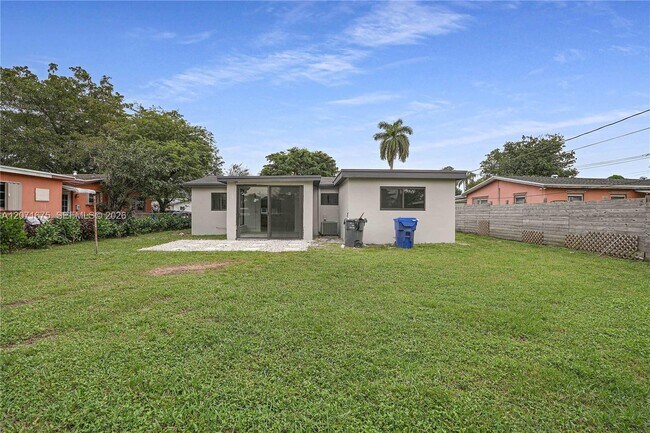 Building Photo - 2230 N 62nd Ave