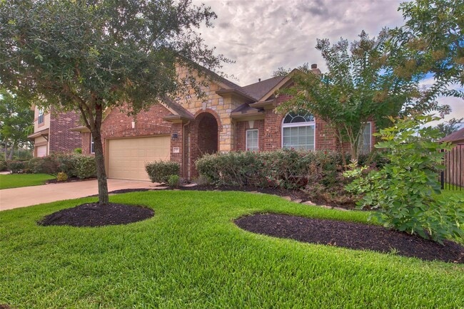 Building Photo - 6906 Patterson Dr