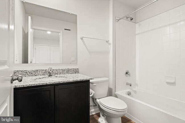 Building Photo - 138 Willett Holw St