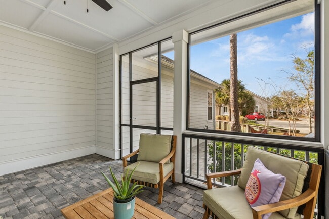 Building Photo - 1539 Coastal Oaks Dr