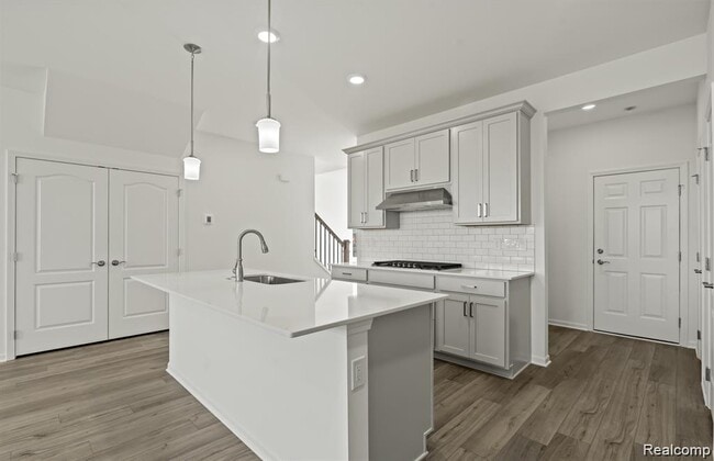 Building Photo - 5570 E Spaniel Dr