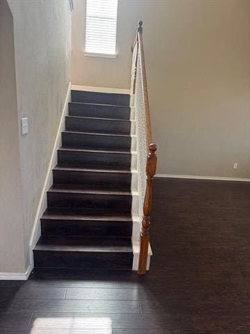Building Photo - 3102 Red Oak Dr