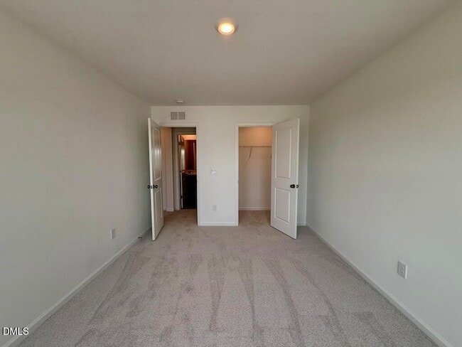 Building Photo - 134 Blossom Fld Wy