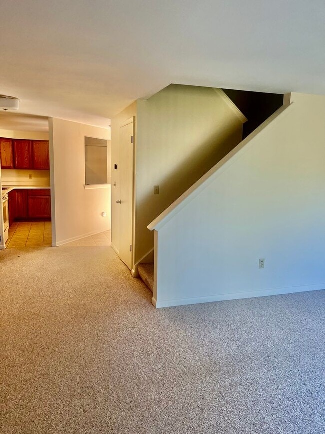 Building Photo - 8474 Bubbling Springs Dr