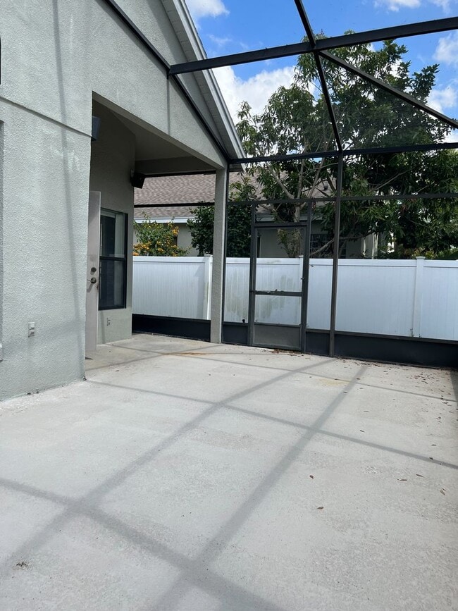 Building Photo - Dr Phillips area 3 bedroom 2.5  Bath Home With Bonus room