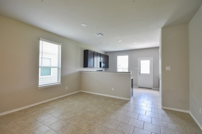 Building Photo - 24810 Winema Wds Ln