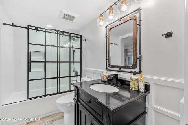 Building Photo - Indialantic Oceanfront Escape Awaits!