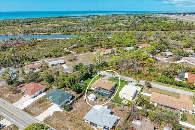 Building Photo - 1307 Primrose Rd