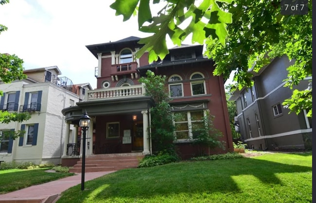 Building Photo - 2057 S Williams St