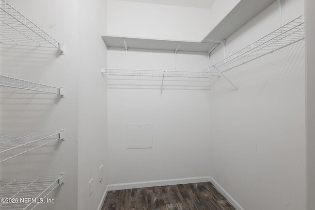 Building Photo - 7990 Baymeadows Rd E