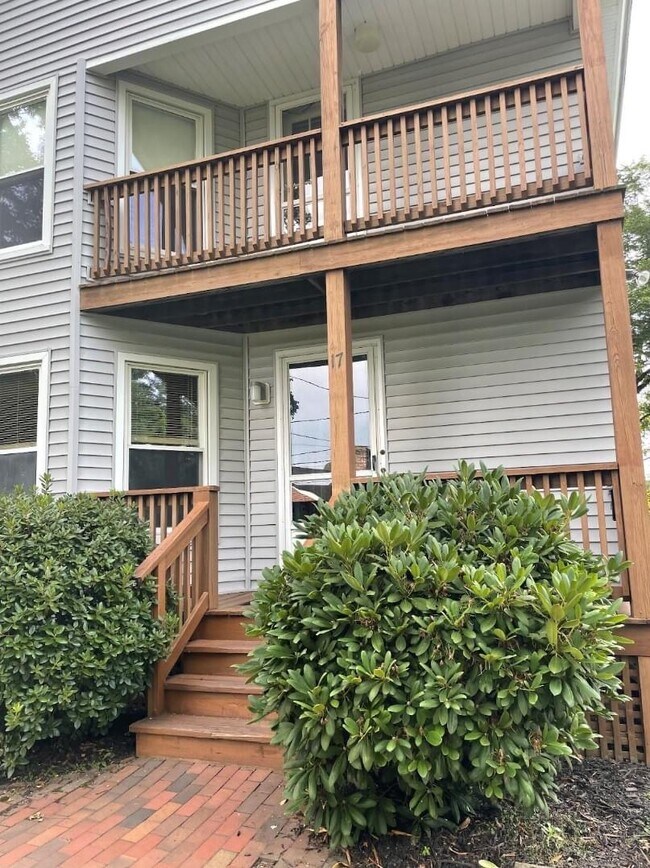 17 Leland Ave 17 Leland Ave North Grafton MA 01536 Apartment Finder