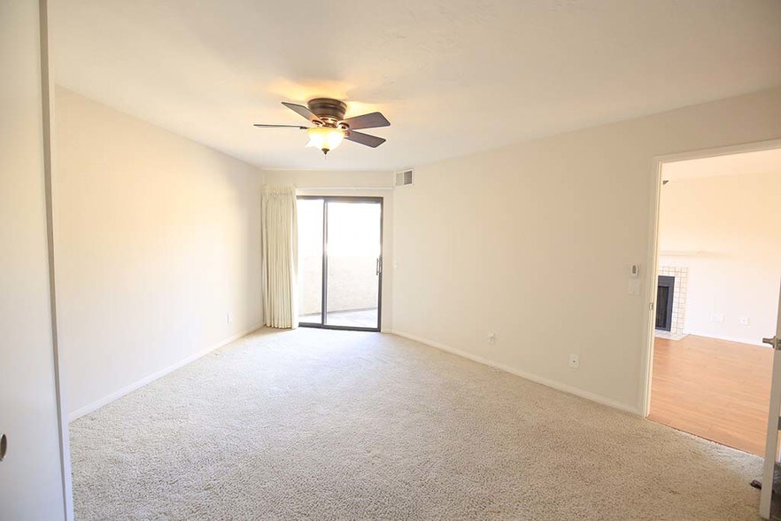 Large Master Suites - 9745 Mesa Springs Way