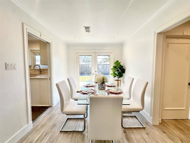 Building Photo - 5421 Judalon Ln