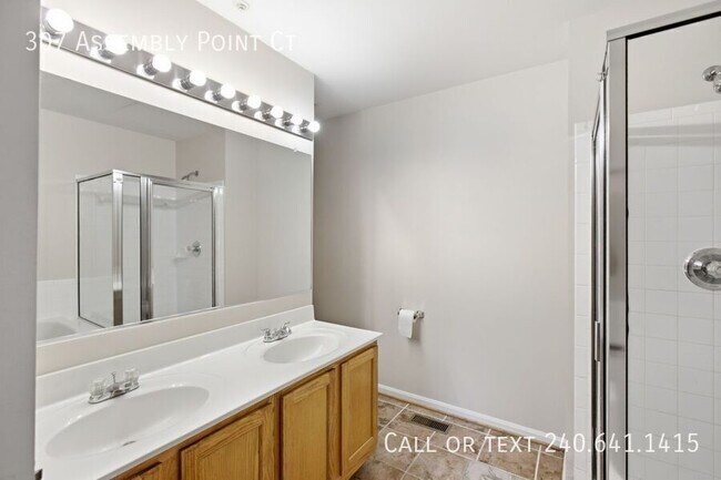 Building Photo - 307 Assembly Point Ct