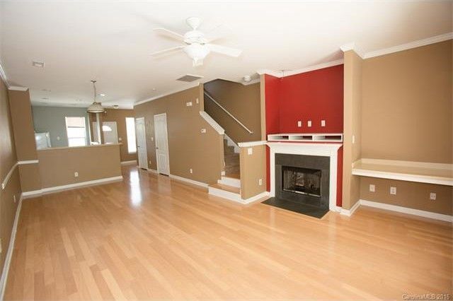 Building Photo - 11421 Dixie Glen Dr