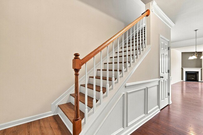 Building Photo - 4332 Burchard Dr