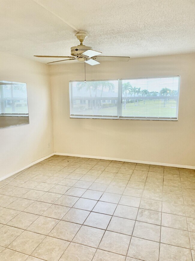Building Photo - 6753a Lake McGregor Cir