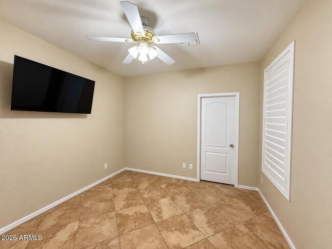 Building Photo - 27277 N 86th Ave