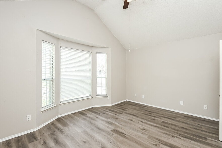 Building Photo - 4327 Meriden Ct