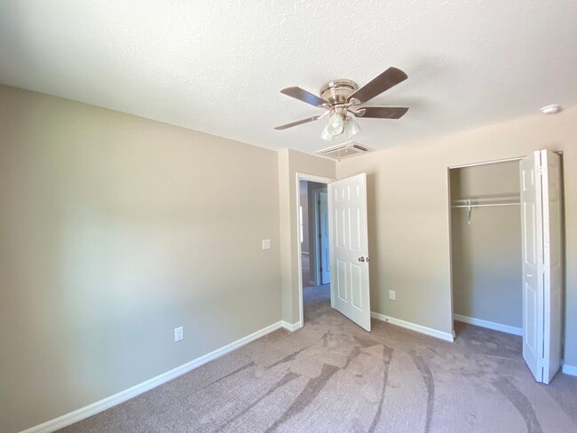 Building Photo - NEW CONSTRUCTION - Desirable SW Ocala Neighborhood 3/2/2 *WON'T LAST*