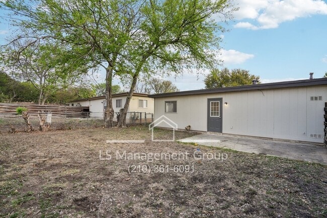 Building Photo - 6604 Cherryleaf St