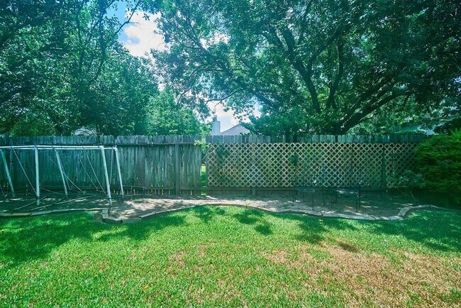 Building Photo - 4503 Oak Valley Dr