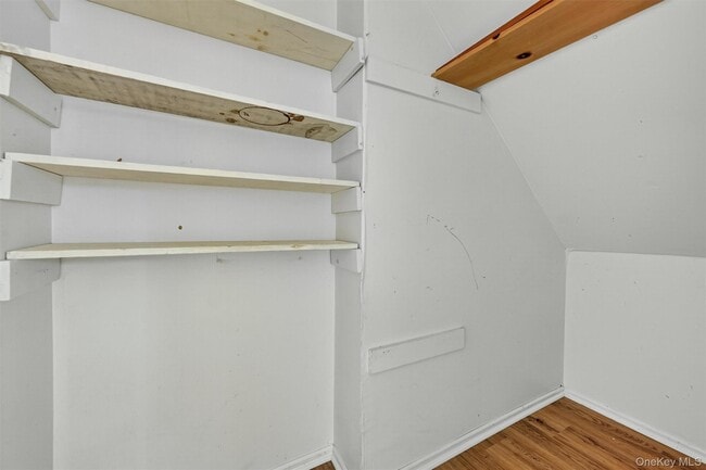 Building Photo - 28 Alan Rd