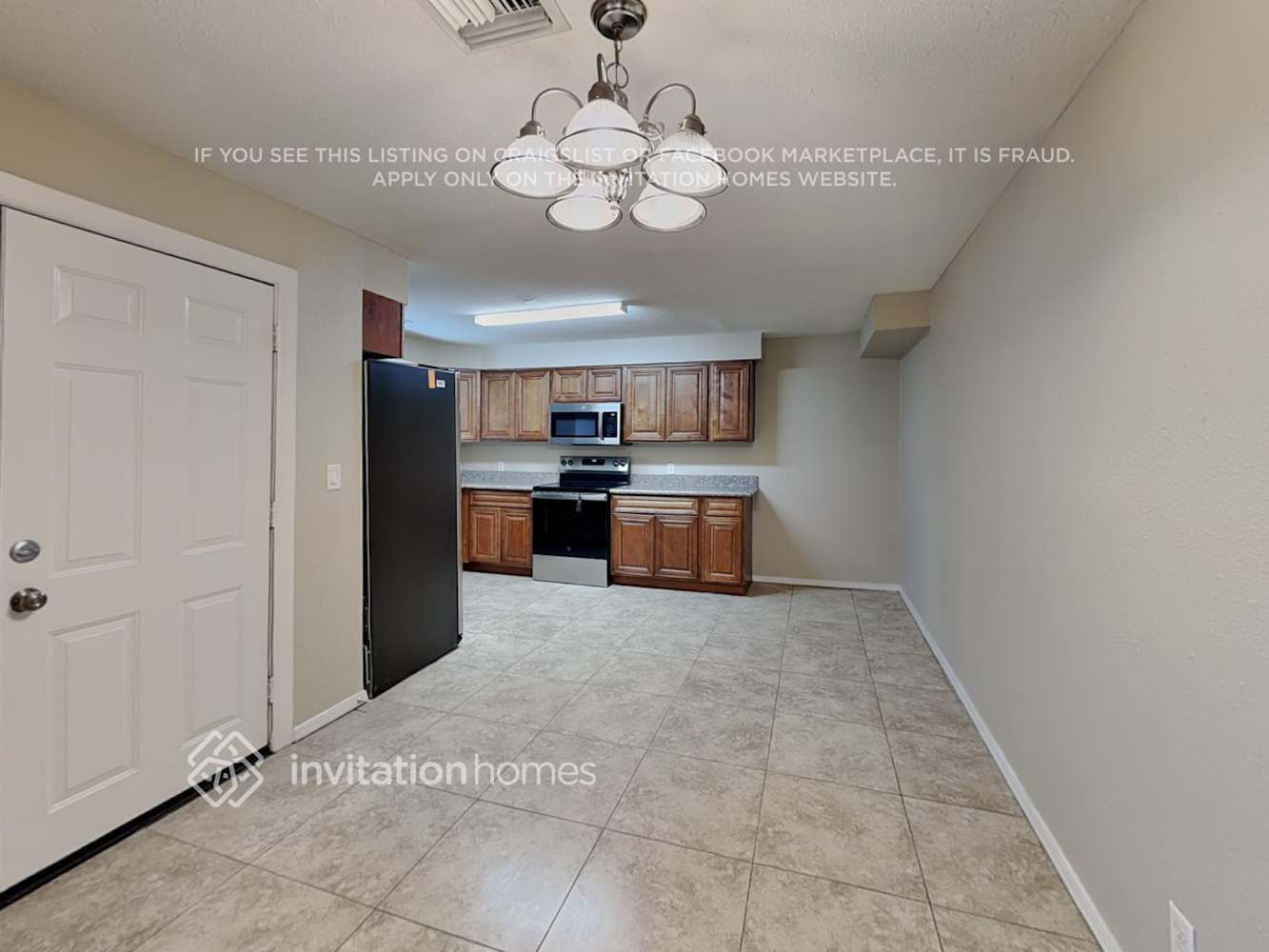 Building Photo - 2713 E Juniper Ave