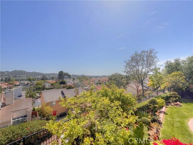Building Photo - 16140 Ridgeview Ln