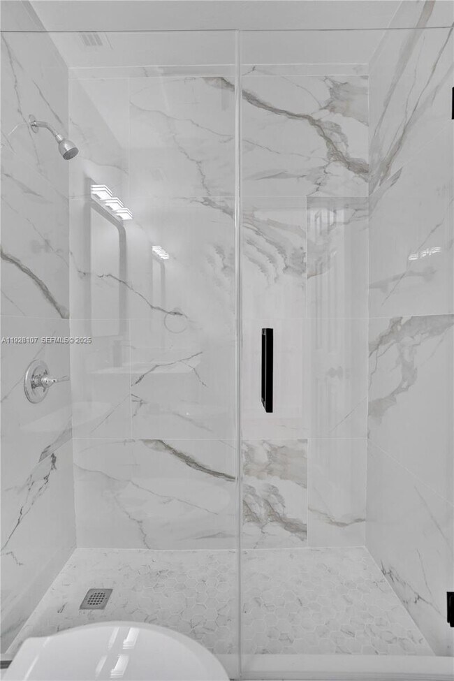 Building Photo - 1960 SW 68th Way