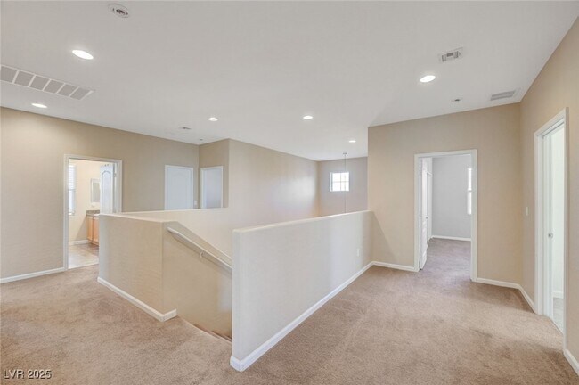 Building Photo - 183 Rolling Fields Ct