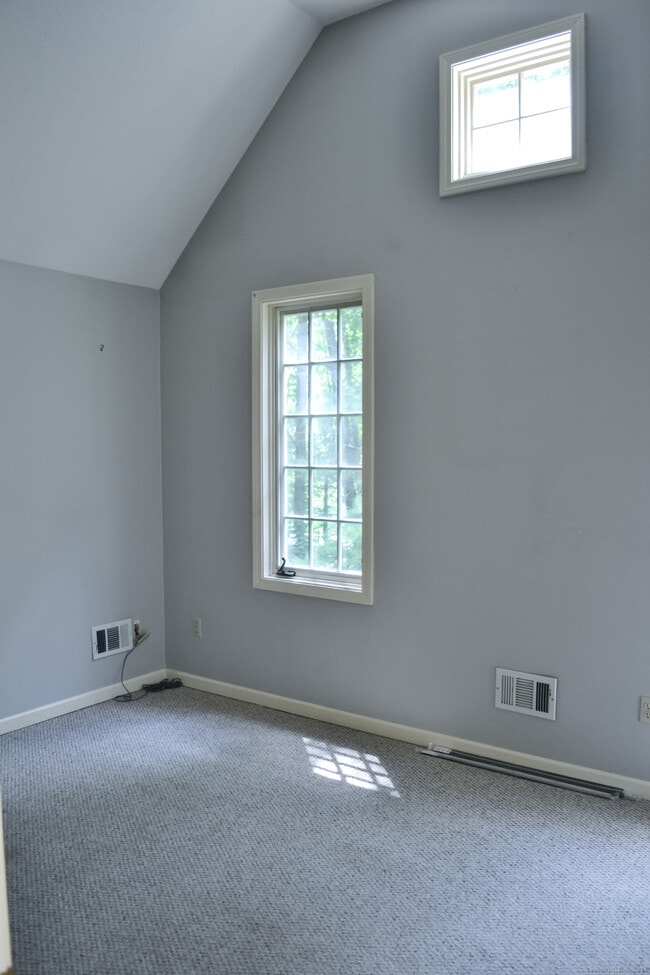 Building Photo - 1 Kempton Mews