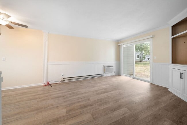 Building Photo - 2706 SE 138th Ave