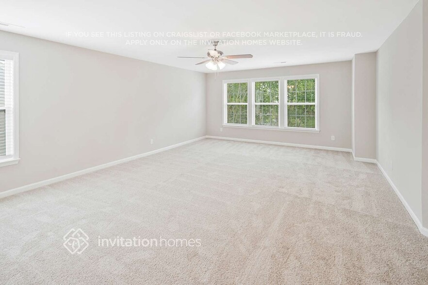 Building Photo - 13945 Pinyon Pine Ln