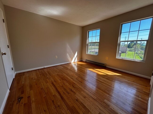 Building Photo - 103 Nottoway Dr