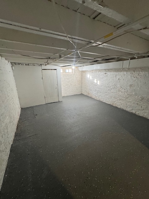 Building Photo - 821 N Collington Ave