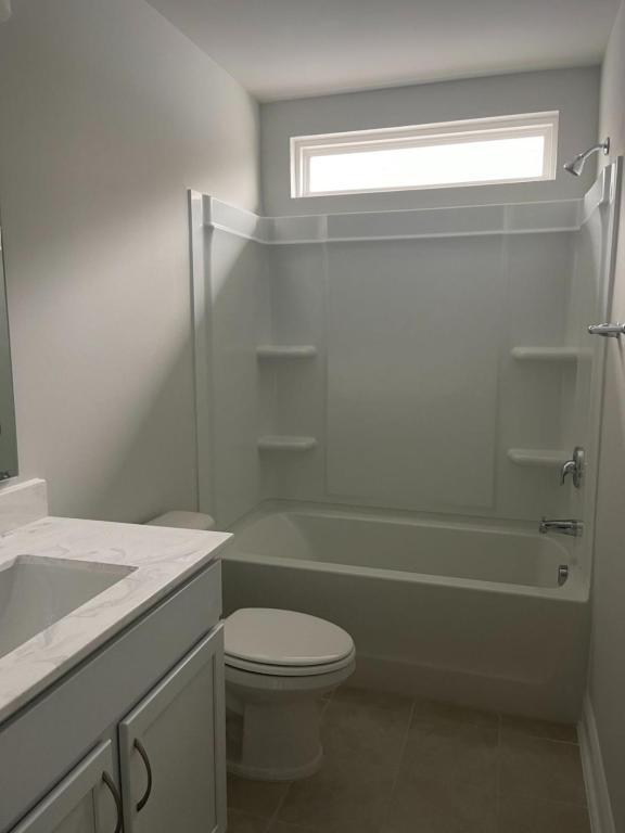 Building Photo - 152 Calhoun Fls Dr