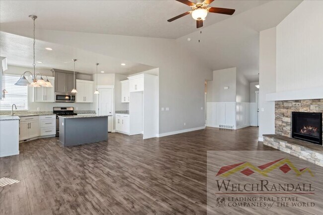 Building Photo - Beautiful 3 Bed 2 Bath Rental Home in Eagl...