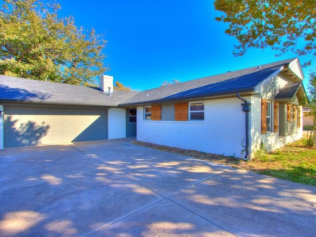 Building Photo - 3109 W Britton Rd