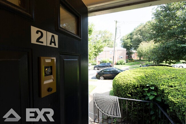 Building Photo - 94 Arlo Rd