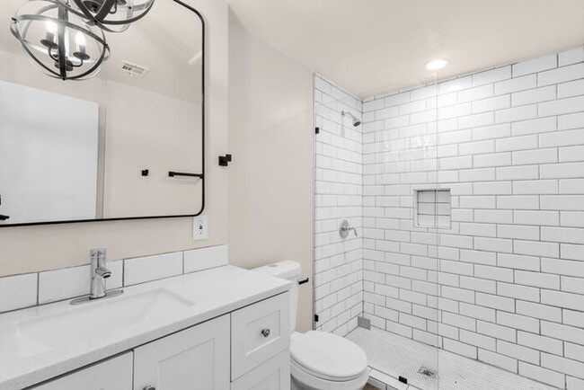 Building Photo - BRAND NEW EVERYTHING IN UPTOWN/BILTMORE AREA