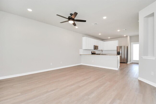 Building Photo - 4607 Dana Cove Dr