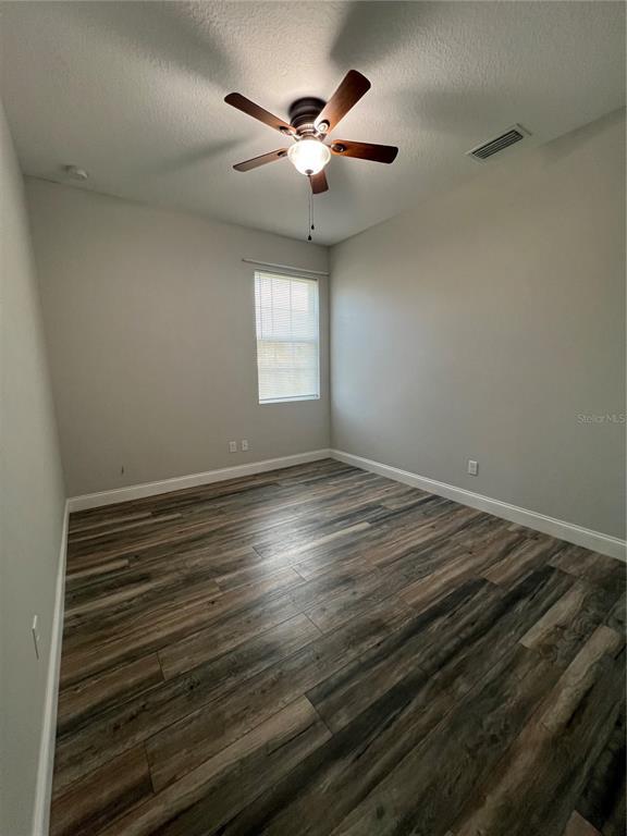 Building Photo - 34 Wood Amber Ln
