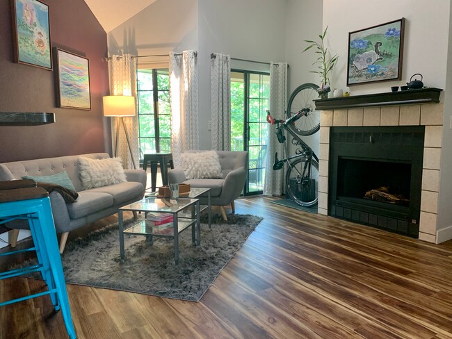 Building Photo - 4791 White Rock Cir