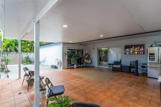 Building Photo - 20823 SW 126th Ct