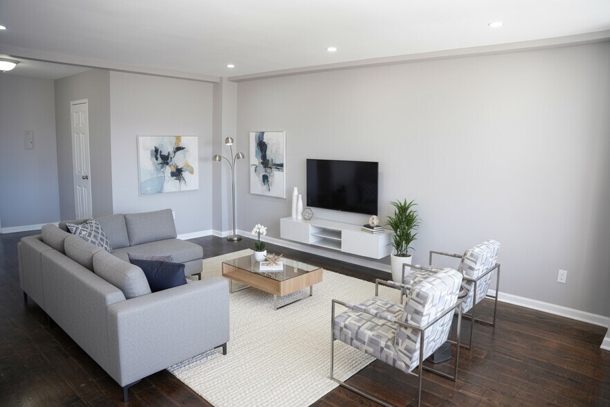 Living Room - 276 Prospect St